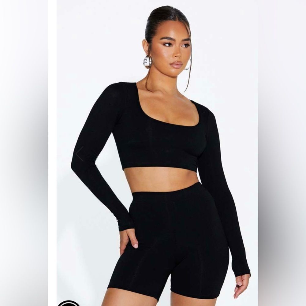 Naked Wardrobe scooped crop long sleeve in black